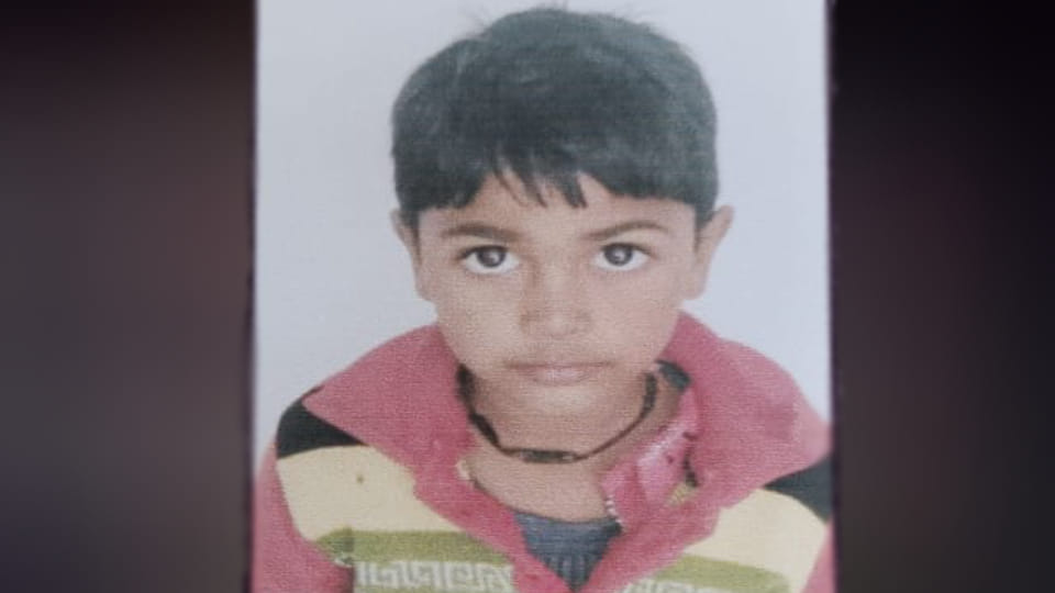 Seven year old innocent died due to drowning in canal in Firozabad