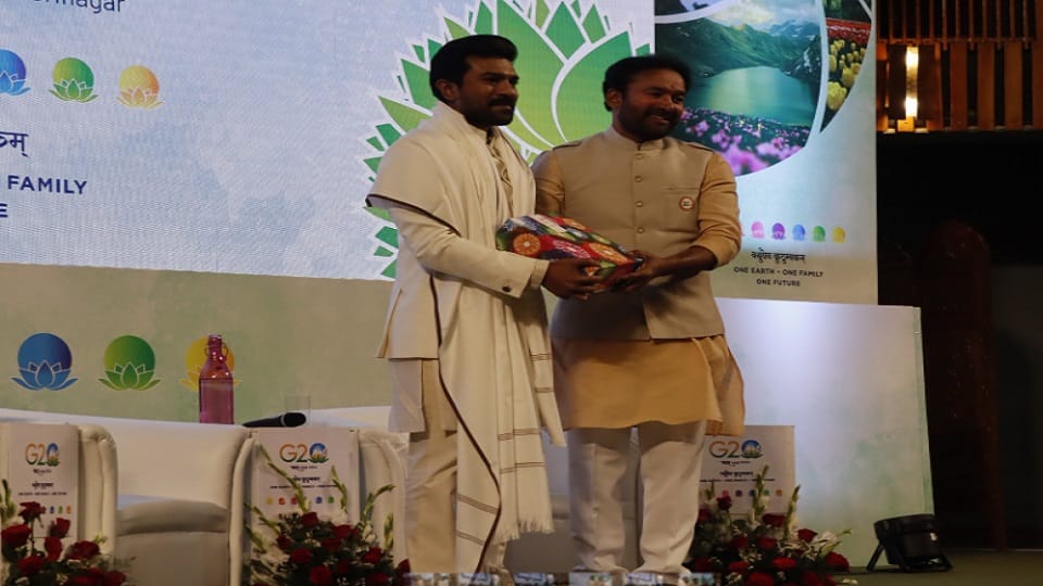 G-20 Meeting: 'Natu-natu' in Srinagar, South Korean ambassador dancing with film actor Ramcharan