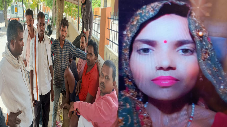 dead body of married woman was found hanging from noose in verandah of house In Mainpuri