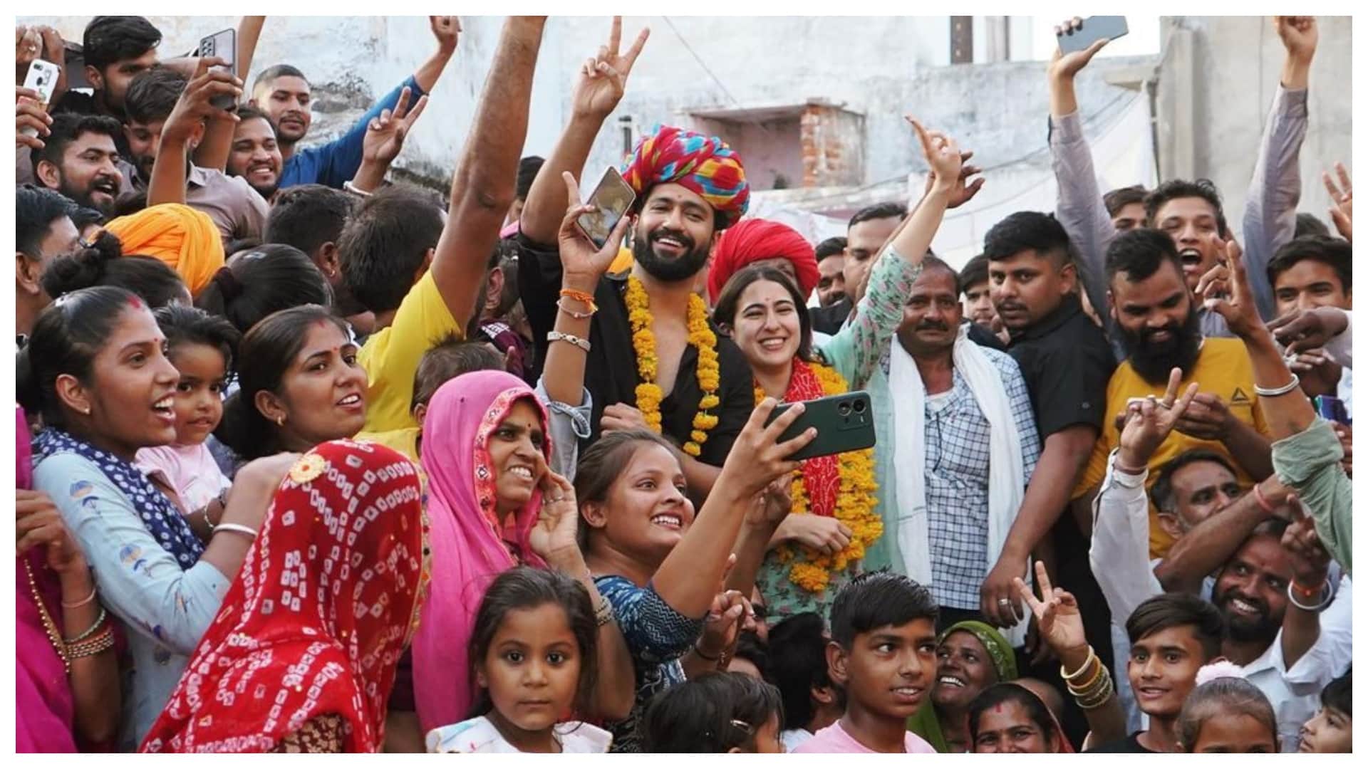 Zara Hatke Zara Bachke: sara ali khan vicky kaushal at rajasthan for movie promotion Photos viral