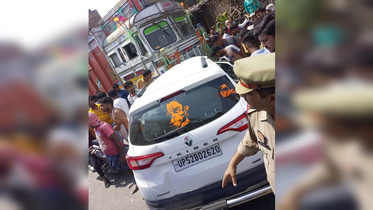 Five killed in road accident after car and truck collision in deoria