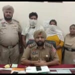 पुलिस की गिरफ्त में आरोपी दंपती।
