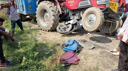 Roorkee Accident News Scooty collided with a tractor trolley full of mining  school operator and child Died
