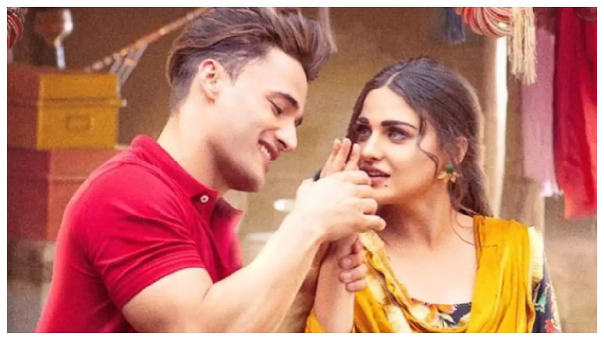 Asim Riaz Shared Photo with Himanshi Khurana Among Breakup Rumors Fans Said Now There is no confusion