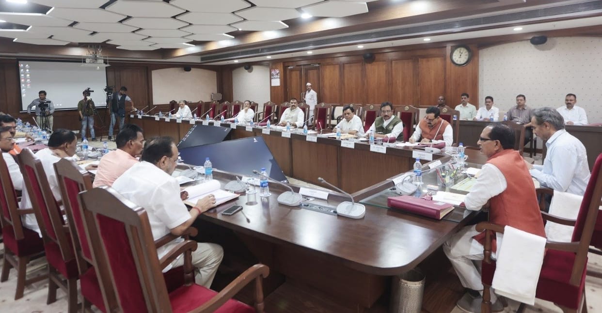 MP: CM said- The mantra of Vasudhaiva Kutumbakam is resonating in the world, saluted Mahakal for good rains.