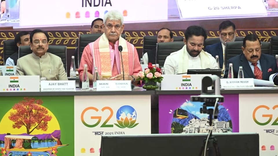 g20 meeting in srinagar: lg manoj sinha said Jammu Kashmir witnessing new era of peace and growth