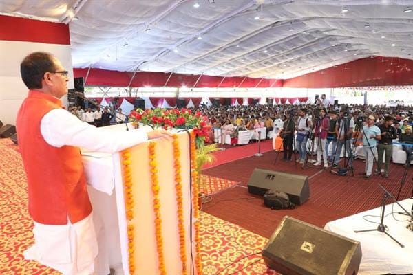 MP News: Now all colonies valid till December 2022, CM Shivraj said – no development fee will be charged