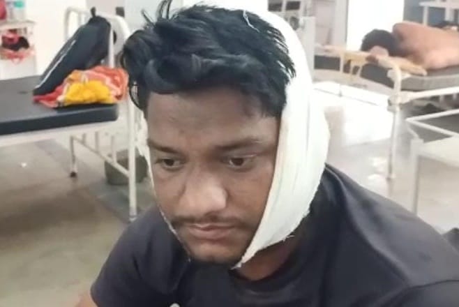 Ujjain Crime Son accuses father of having illegal relations with women dispute over protest