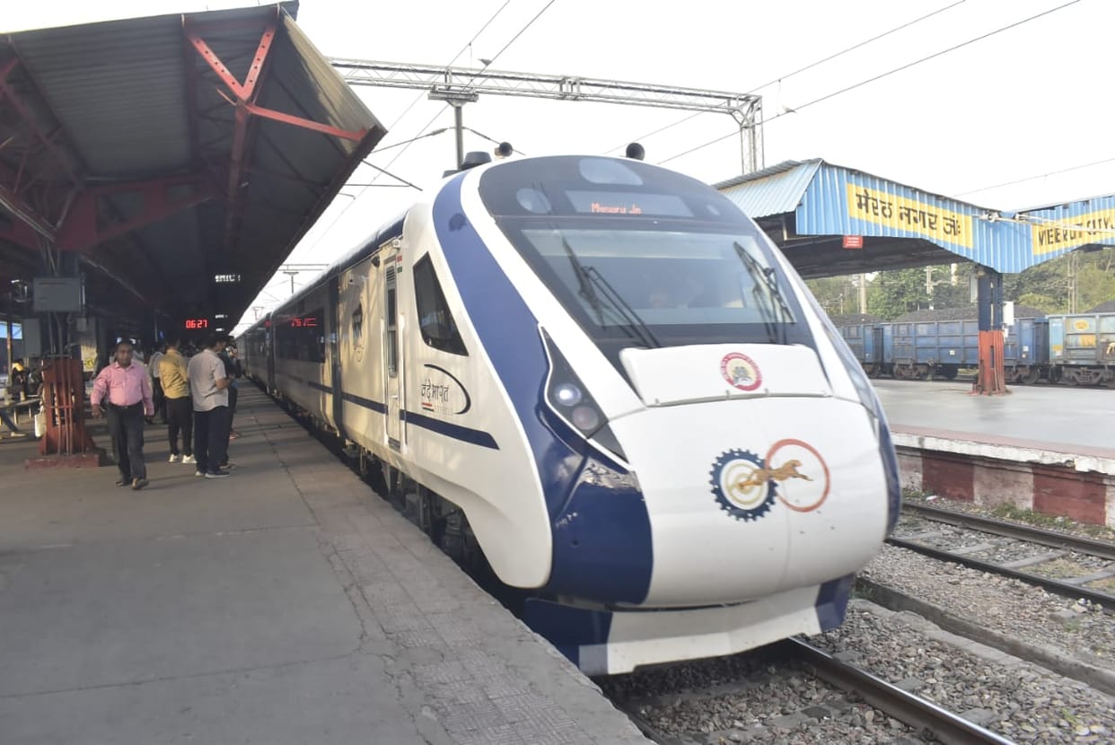 Sanjeev Balyan sent letter to Railway Minister Ashwini, now Vande Bharat train will stopped in Muzaffarnagar