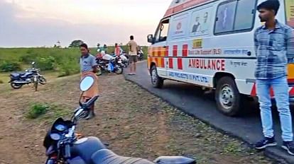 Two people riding a bike died in a collision with an unknown vehicle in Shahdol