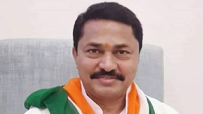 Maharashtra: MVA में सीट बंटवारे के लिए सबसे पहले कांग्रेस ने उठाई आवाज, कहा- योग्यता के आधार पर हो हिस्सेदारी Maharashtra Congress chief SAID Seat-sharing should be on basis of merit