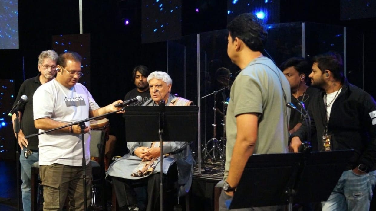 Main Koi Aisa Geet Gaoon Javed Akhtar concert with Hitesh Prasad and Dharmesh Joshi in America And Canada