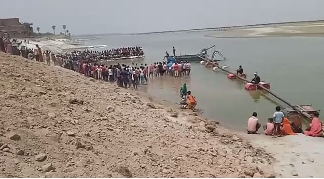 Lamps of three houses extinguished in Farrukhabad, three friends lost their lives due to drowning in deep wate