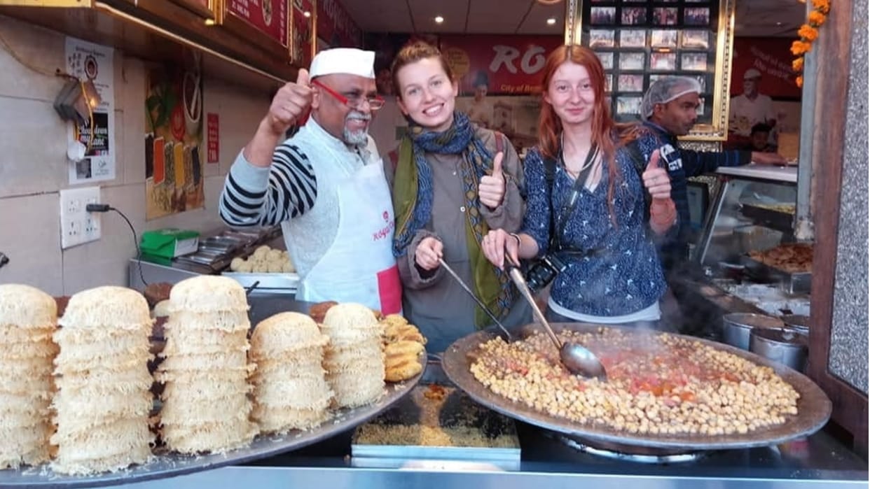 PM Modi praises Lucknow Chaat in Australia.