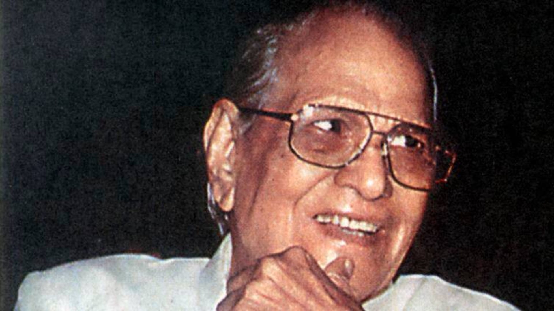 majrooh sultanpuri death anniversary famous indian urdu poet and lyricist was jailed for two years read here