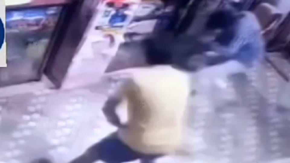 Two sides clashed in Bhilai many people were injured
