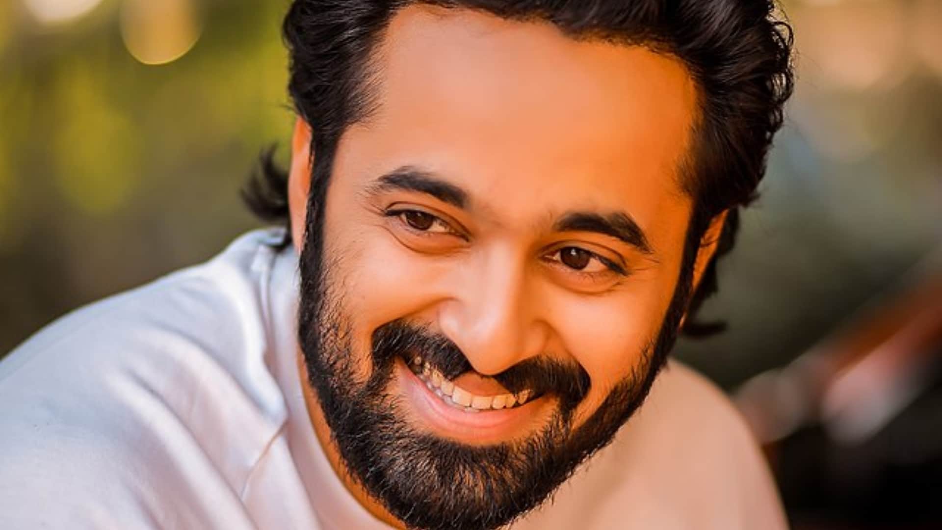 Unni Mukundan Malayalam actor Sexual Harassment Case Charges Dropped Against him had reach mutual settlement