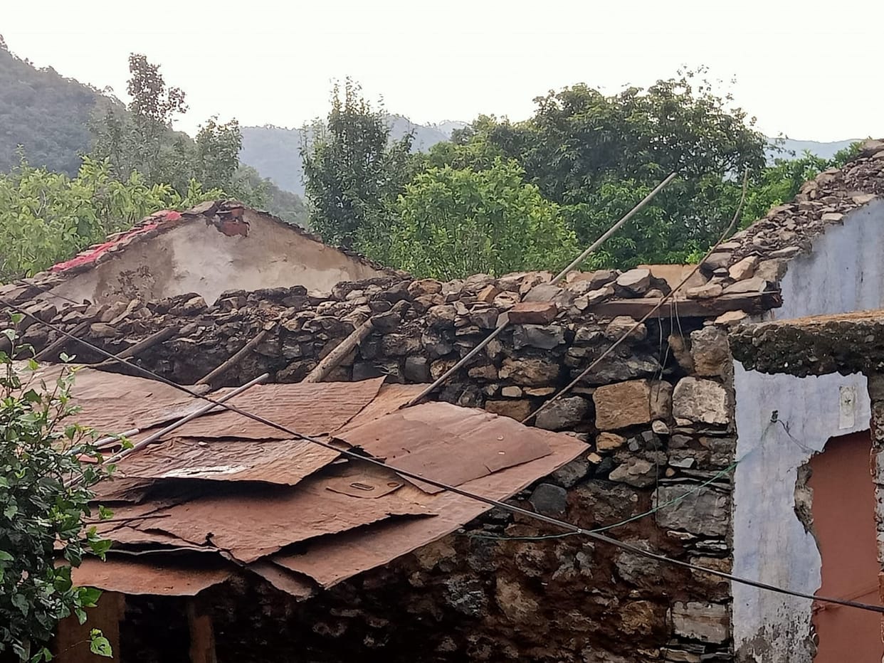 JK: Three brothers killed in house collapse in Kishtwar, police rescue tourists in Gulmarg