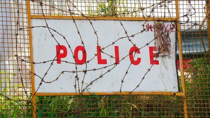 Villagers beat and injured a woman on allegations of child lifting in Darbhanga