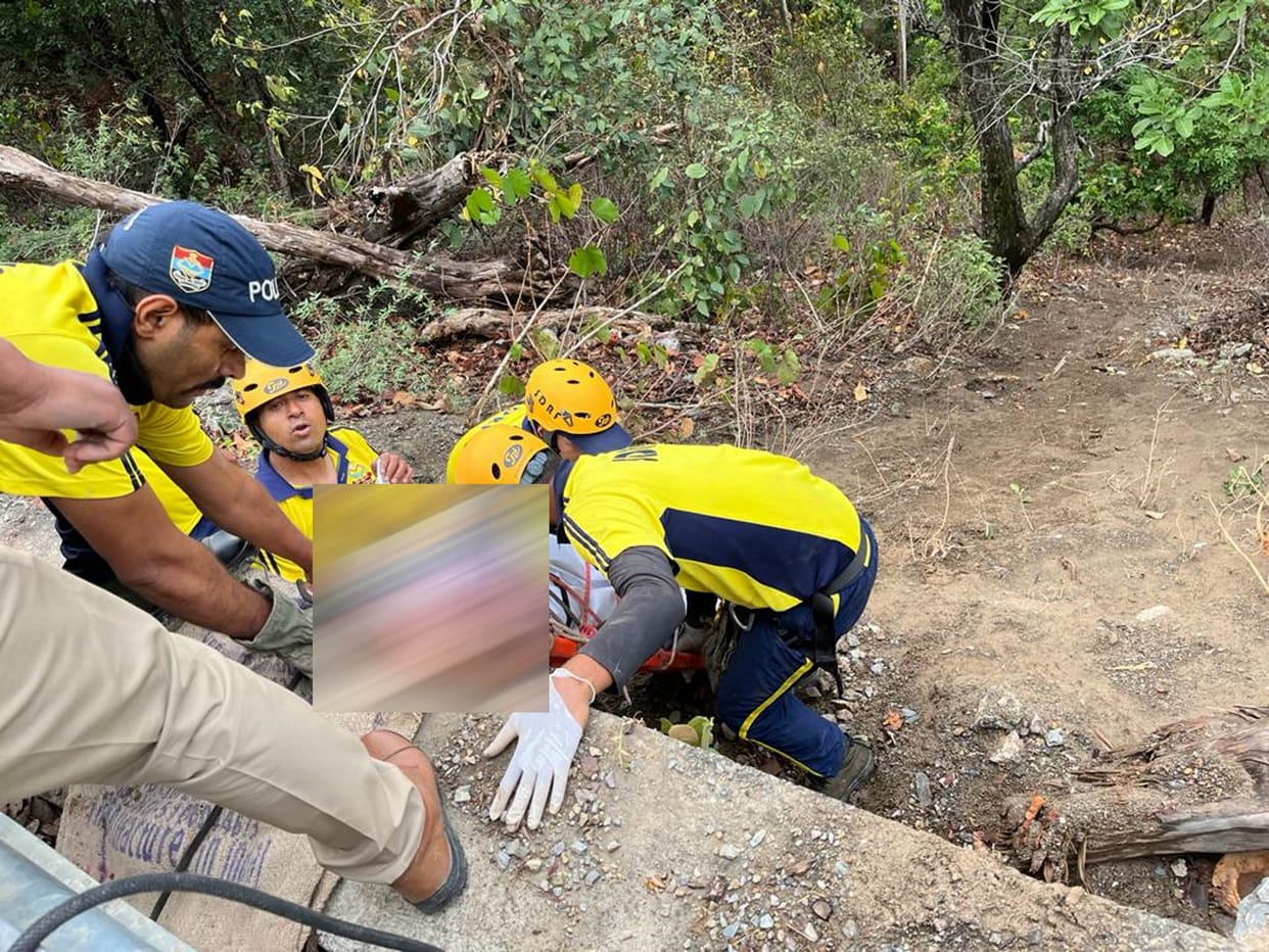 Accident Petrol tanker fell into ditch near Chamba-Dharasu highway driver killed one injured Tehri Uttarakhand