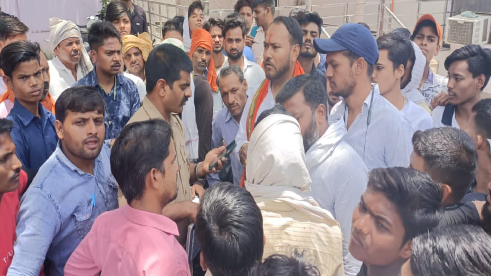 young man from another community accused of kidnapping teenager In Agra an atmosphere of tension in village