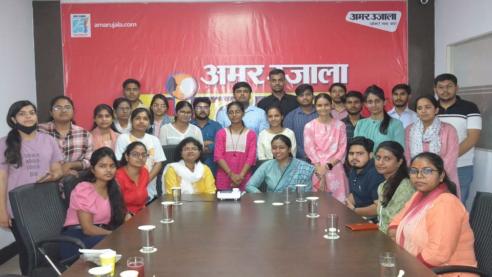 UPSC exam passed Preksha and Aditi gave success mantras to the aspirants