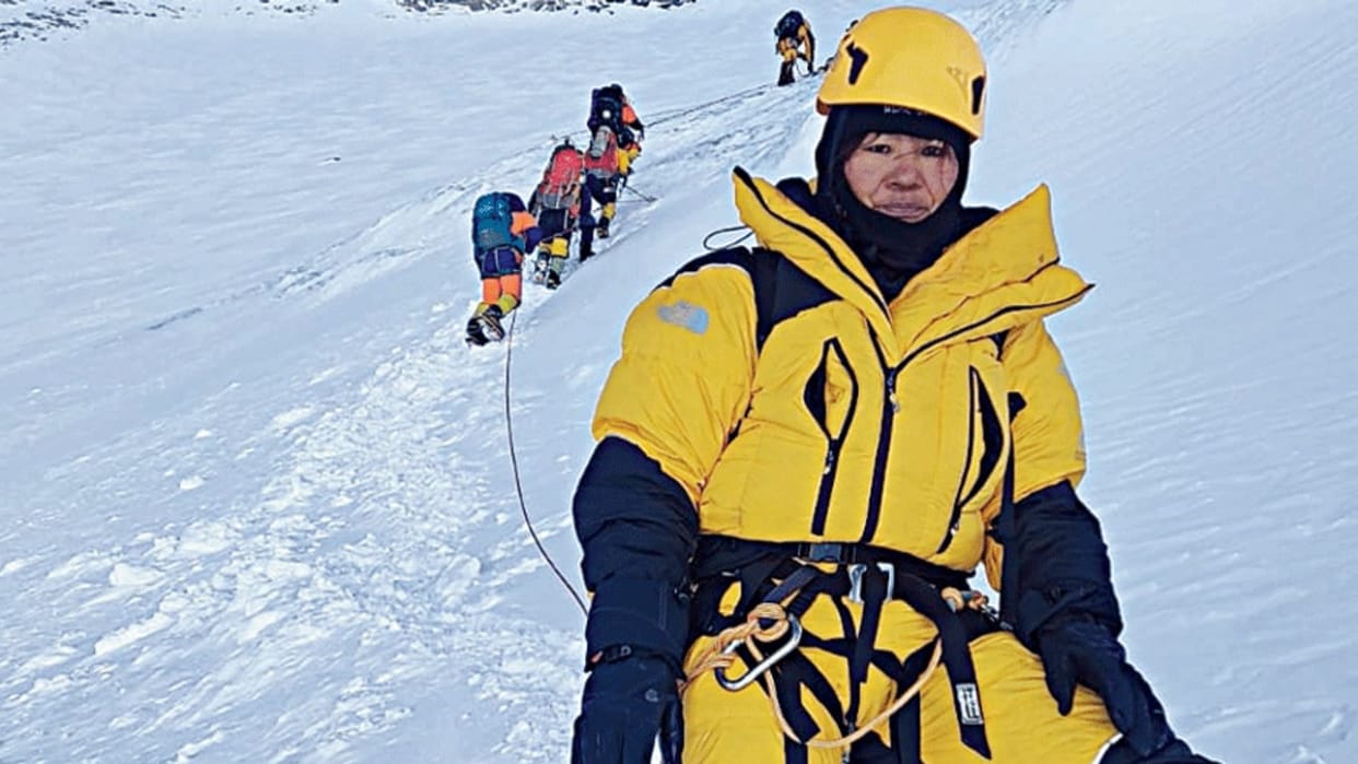 ace climber Asmita Dorjee has successfully scaled Mt Everest