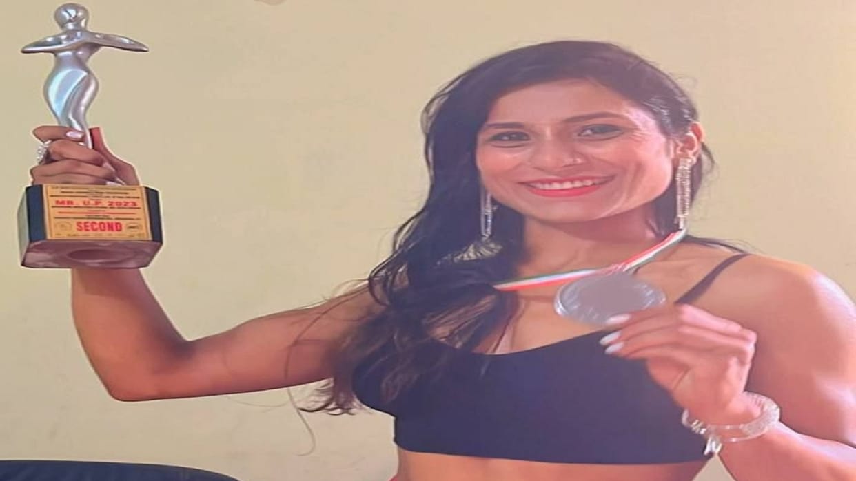 Bodybuilding: Society taunts about body and clothes, Chitraganda won silver in fitness modeling