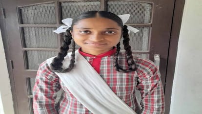 HPBOSE 10th Result: Auto driver's daughter Manvi became topper in class X after studying for four hours withou
