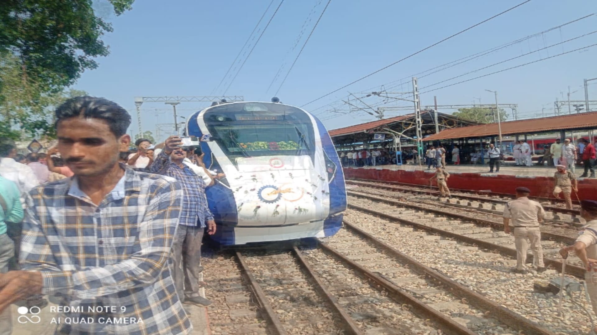 Vande Bharat Express train was praised, but the people of Saharanpur said that the fare should be reduced