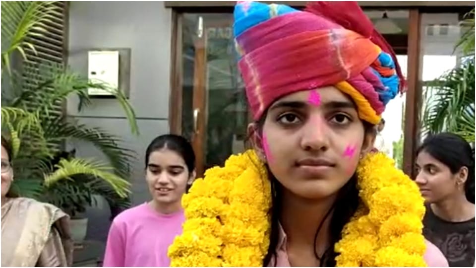 RBSE 12th Result Vidushi of Dujod village of Sikar Rajasthan topper in 12th Arts secured 99.20% marks