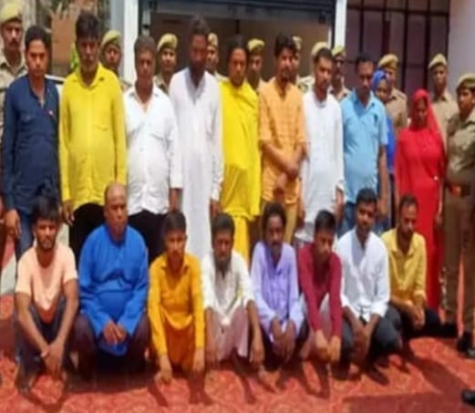 Surprising case of conversion: Efforts were being made to convert Hindus into Muslims, one and a half dozen ar