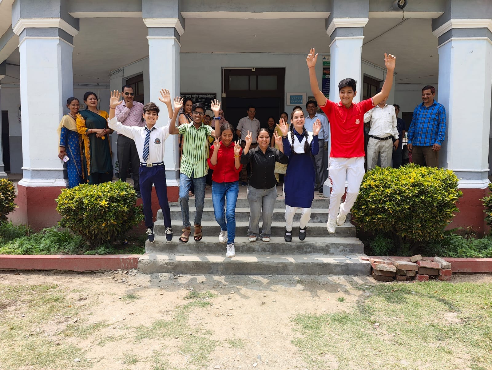 Uttarakhand Board 10th 12th class Result 2023 girls and Boys students celebration photos