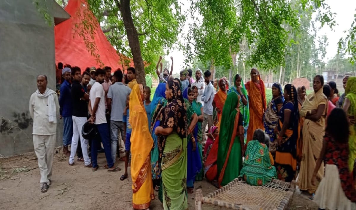 Gram Pradhan son died in collision of two bikes in mau Road accident
