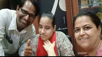 Indore: मूक, बधिर और दृष्टि दिव्यांग गुरदीप ने पास की 10वीं की परीक्षा, मध्यभारत में पहली बार किसी ने ऐसा किया gurdeep kaur 10th result topper blind handicapped girl motivational story
