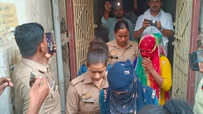 Jaunpur hotel raided: 6 girls, a young man and manager in custody, objectionable items also recovered