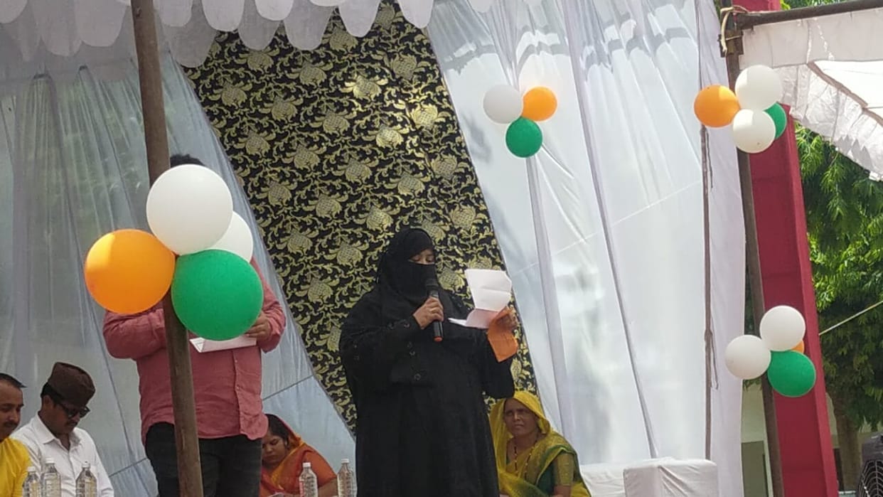 Azamgarh: The newly elected Municipal President took the oath of office and secrecy, crowd of people in DAV In