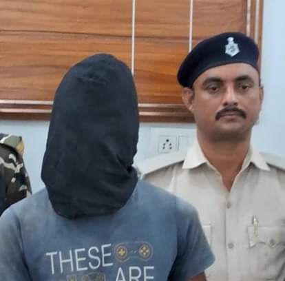 गिरफ्तार आरोपी शिवचंद्र पासवान उर्फ भोला उर्फ भाला