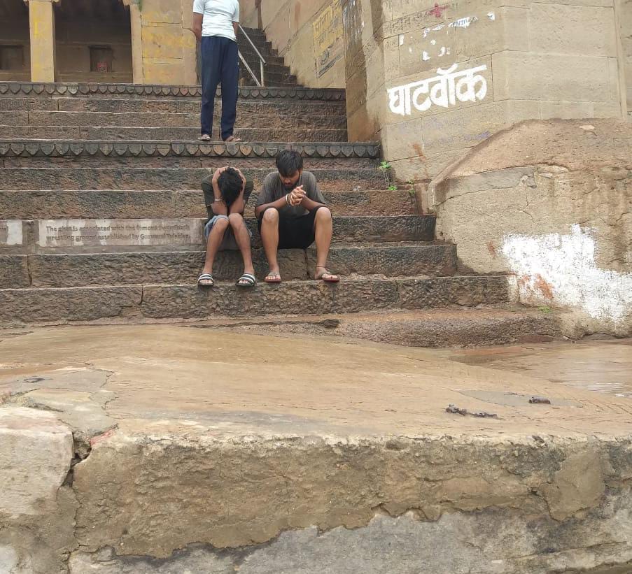 Varanasi: Two students drowned in the Ganges at Tulsi Ghat, friends informed the police, both youths residents
