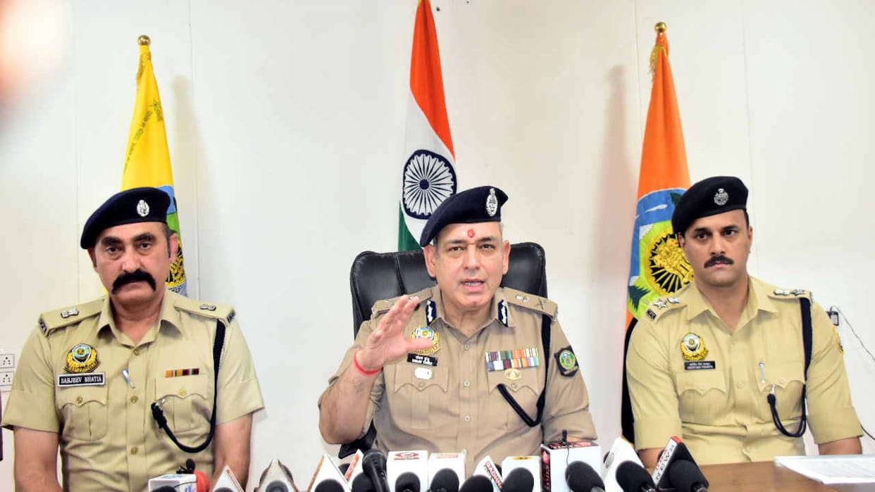 DGP sanjay Kundu said - 22 percent of people die in accidents due to lack of crash barrier