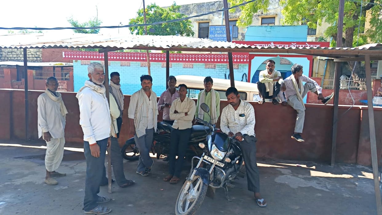 Dholpur News A person died after falling from the roof in a strong storm there was chaos in the family