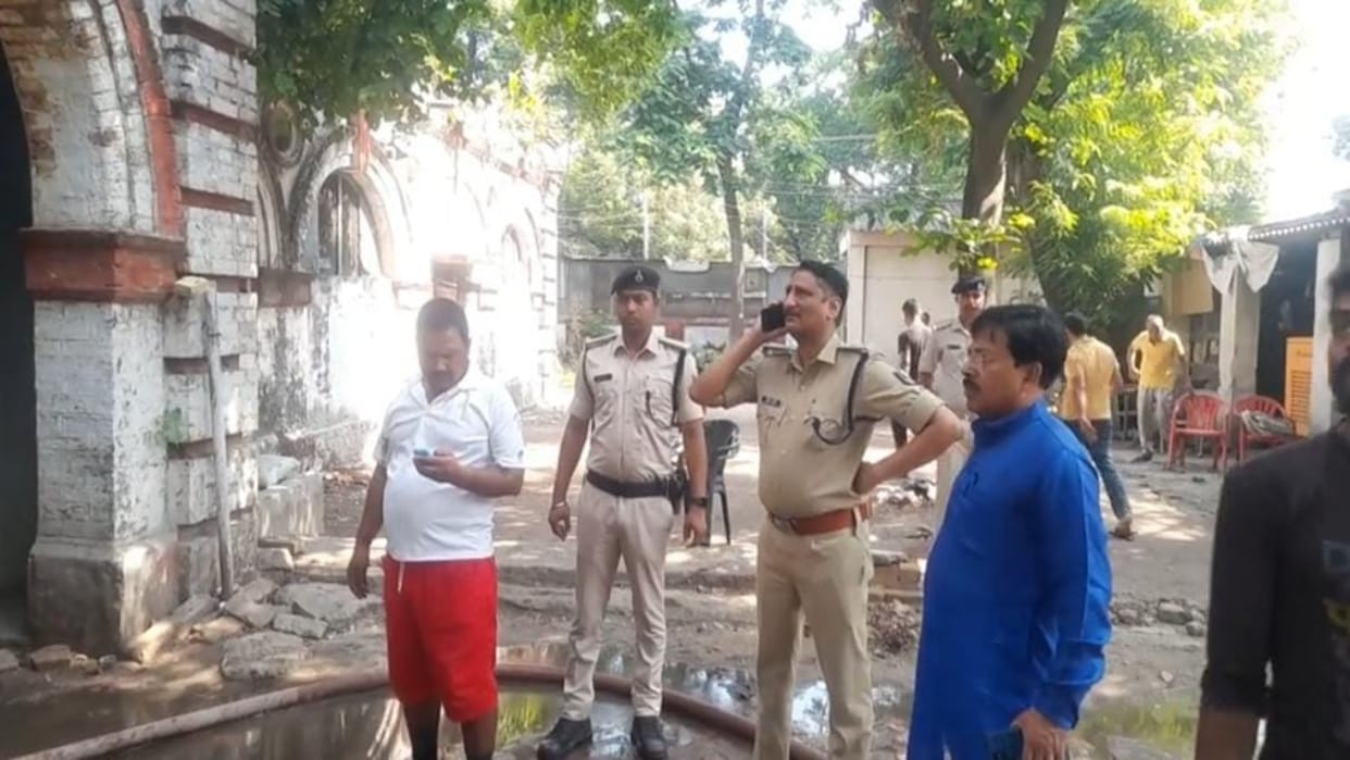 Fire broke out in Hindi branch of SSP office in Muzaffarpur; Fire department team got control