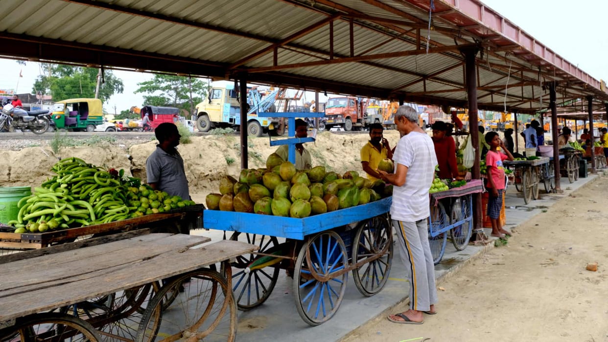 carters removed relief from jam in Transport Nagar of Gorakhpur