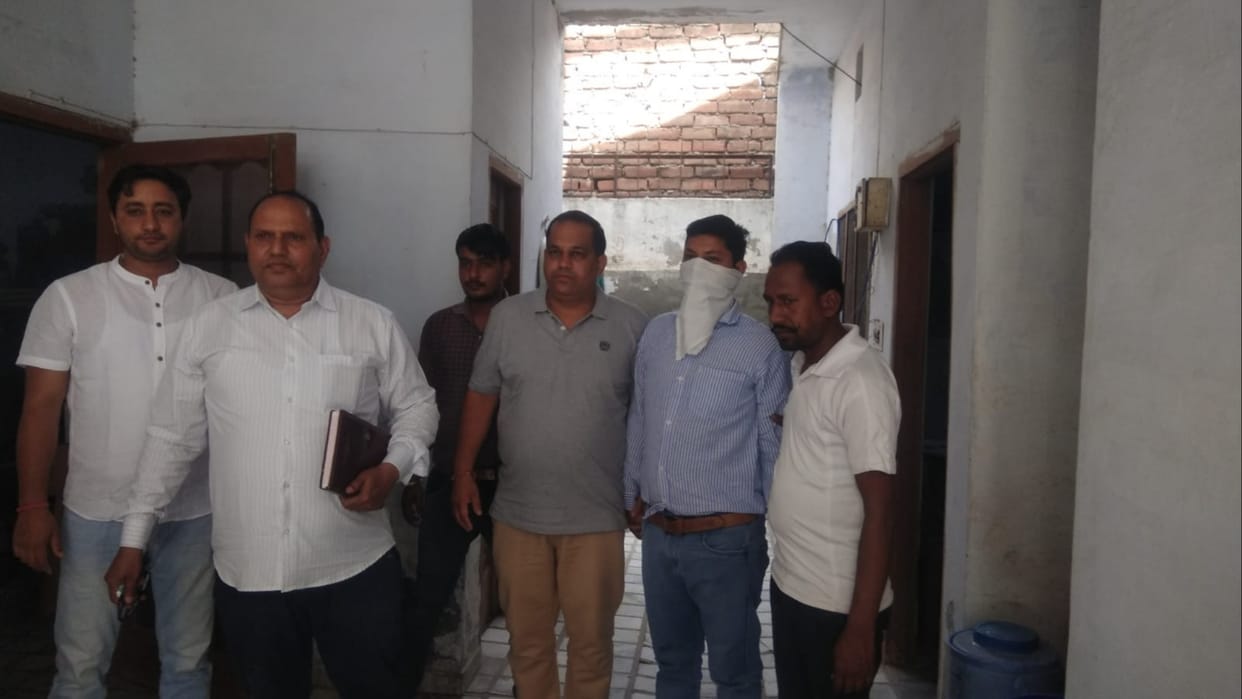 Patwari arrested taking bribe of Rs 10 thousand in Kaithal of Haryana