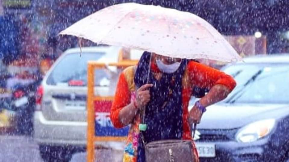 Monsoon Arrival in Bareilly IMD Issued Yellow Alert Heavy Rain in Bareilly