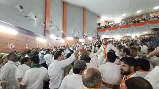 UP: Uproar over Vande Mataram at swearing-in ceremony in Meerut, Owaisi councilors leave without taking oath