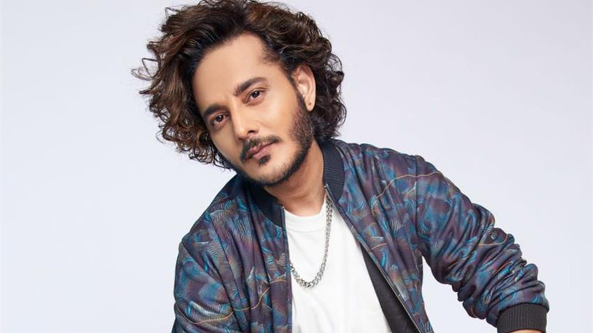 singers who got trolled for singing remix songs Tony Kakkar neha Kakkar Sona Mohapatra Tanishk Bagchi