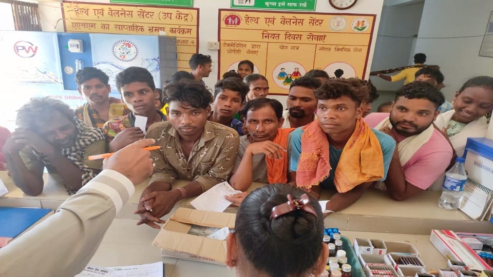 bijapur : For the first time a team of specialist doctors reached Pamed