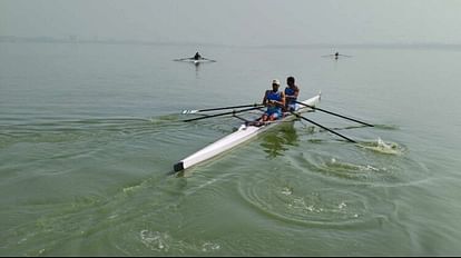 Rowing competition started in Ramgarhtal Gorakhpur