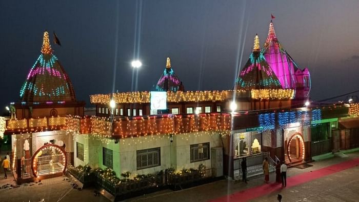 Sehore grand court of Goddess Vijayasan decorated with colorful lights for Devi Lok Mahotsav see photos